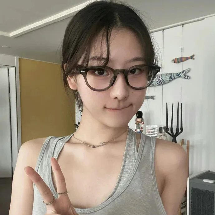罗西与莫妮卡之骊靬情
